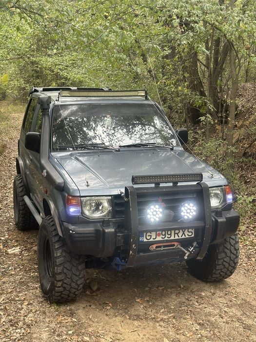 Mitsubishi Pajero Mk2 2.5