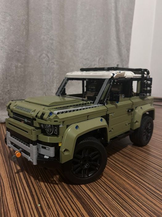 Lego tehnic Land ROVER Defender