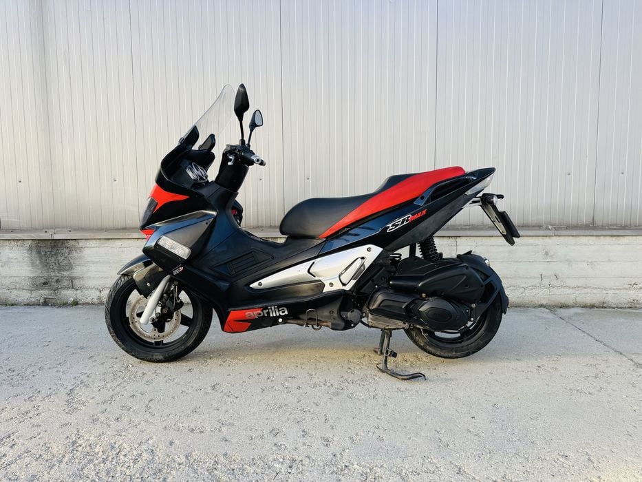 RATE FIXE fara avans Aprilia SR-MAX 125 cat B Livrare GRATUITA Buyback