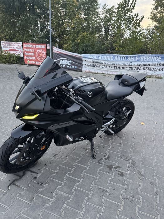 Yamaha R-125 2025