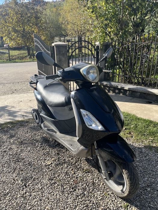 Vand scuter piaggio fly 50cc