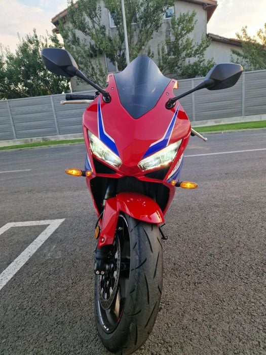 Honda CBR650R 2024
