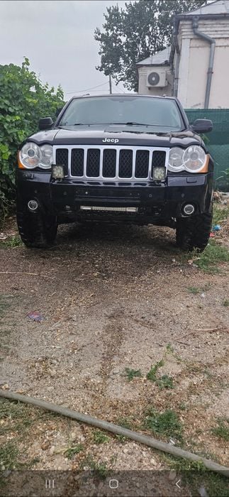 Vand sau schimb jeep 3.0