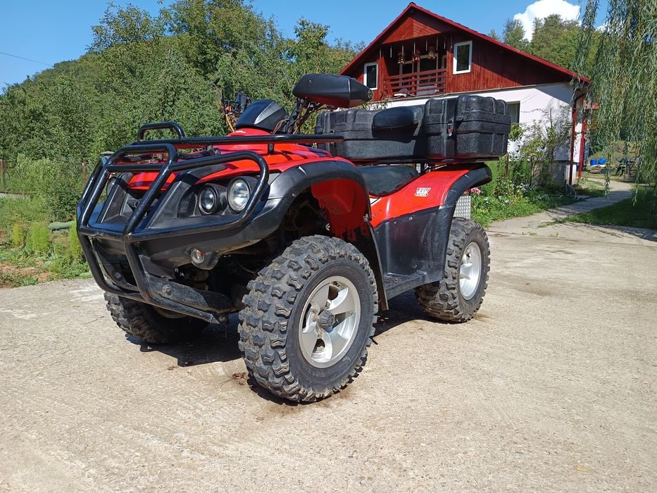 Vând ATV TGB 425