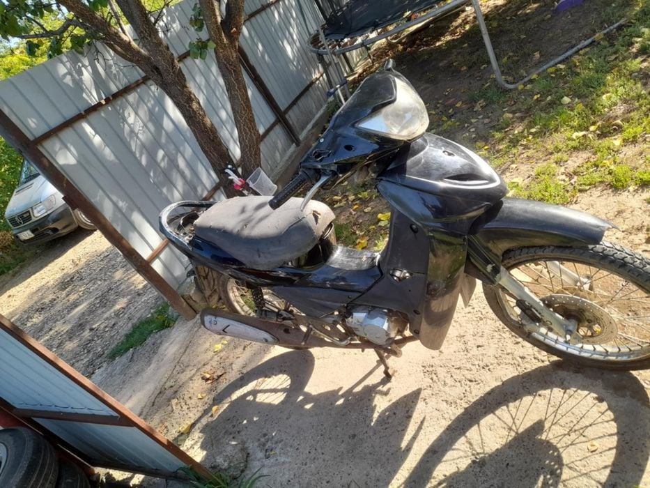 Vând/schimb kimco 49 CC 4t