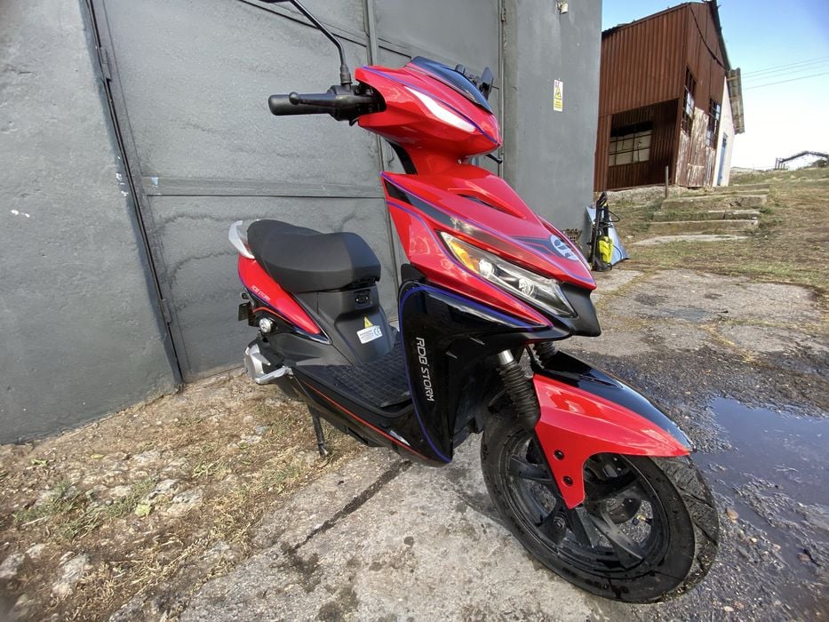 Scuter Now 3000w autonomie 70 km  vand sau schimb cu scuter pe benzina