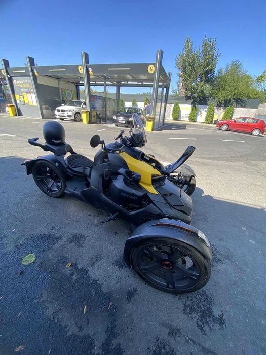 Bombardier Can-Am Ryker 900 sport