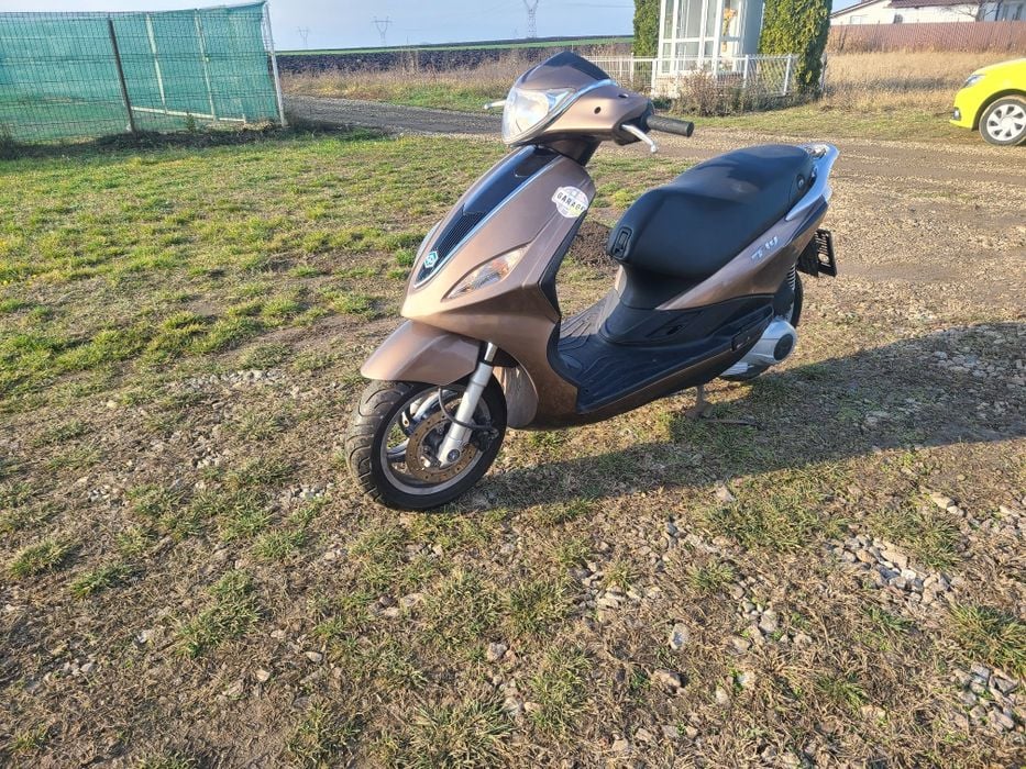 Piaggio Fly 125i