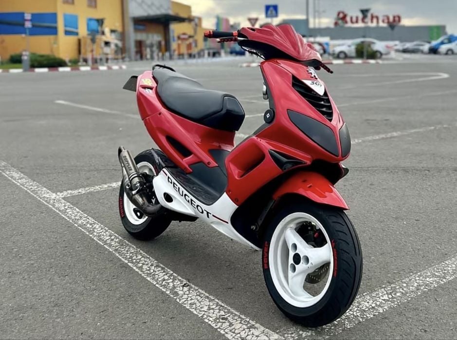 Scuter peugeot speedfight 2 wrc Variante Auto