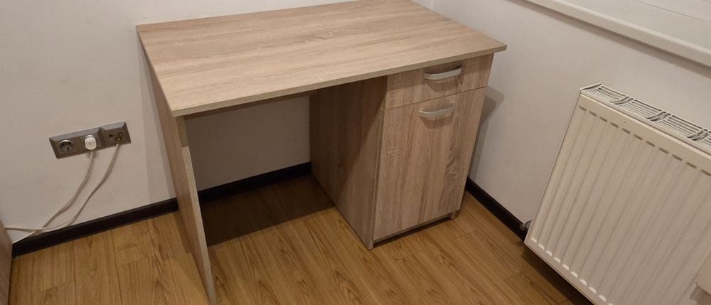 Vand birou si scaun de birou ergonomic