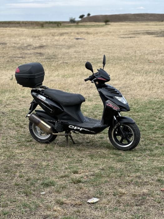 Vand scuter City Oliver