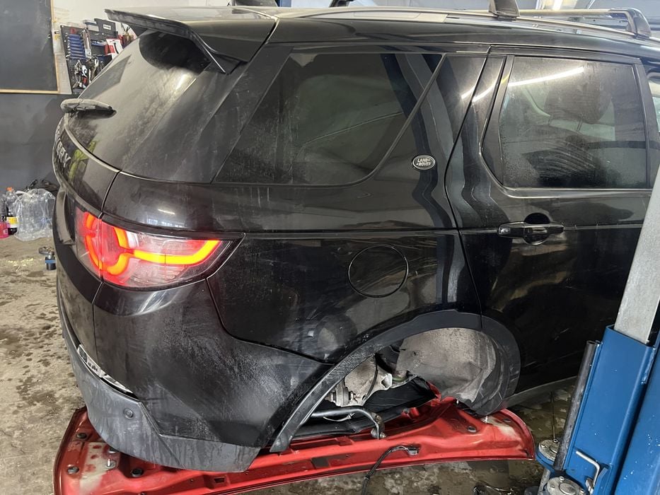aripa dreapta spate land rover discovery 2.0 motorina 2016
