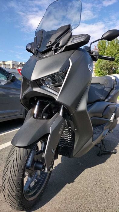 Yamaha XMAX 300 putin folosit