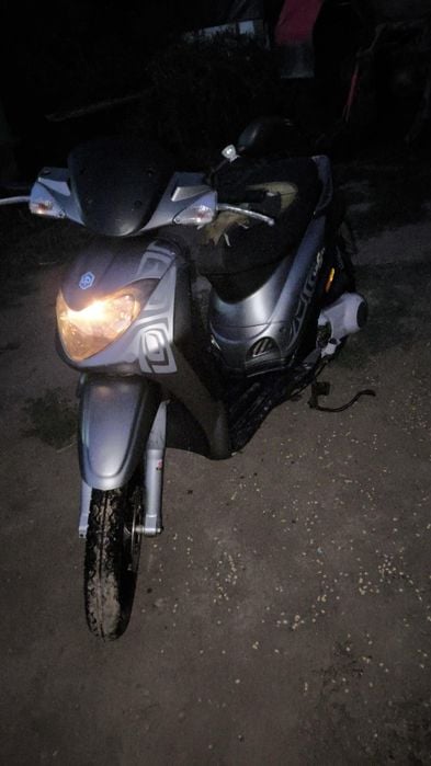 Vând scuter Piaggio liberty 125cc