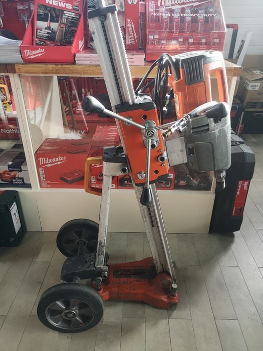 Masina carotat HUSQVARNA DM430 + Stativ