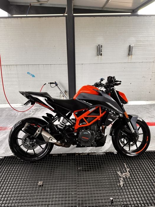Ktm duke 390 2023