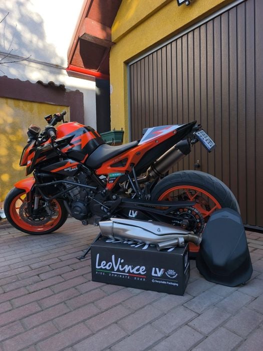Ktm Duke 890 GP 2022 evacuare Leo Vince originala