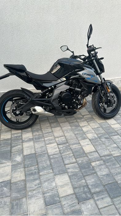 CF Moto 650 nk la doar 450 km in Garantie