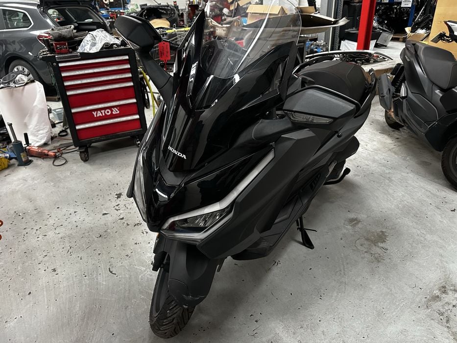 Honda forza 350 2023 Avariat