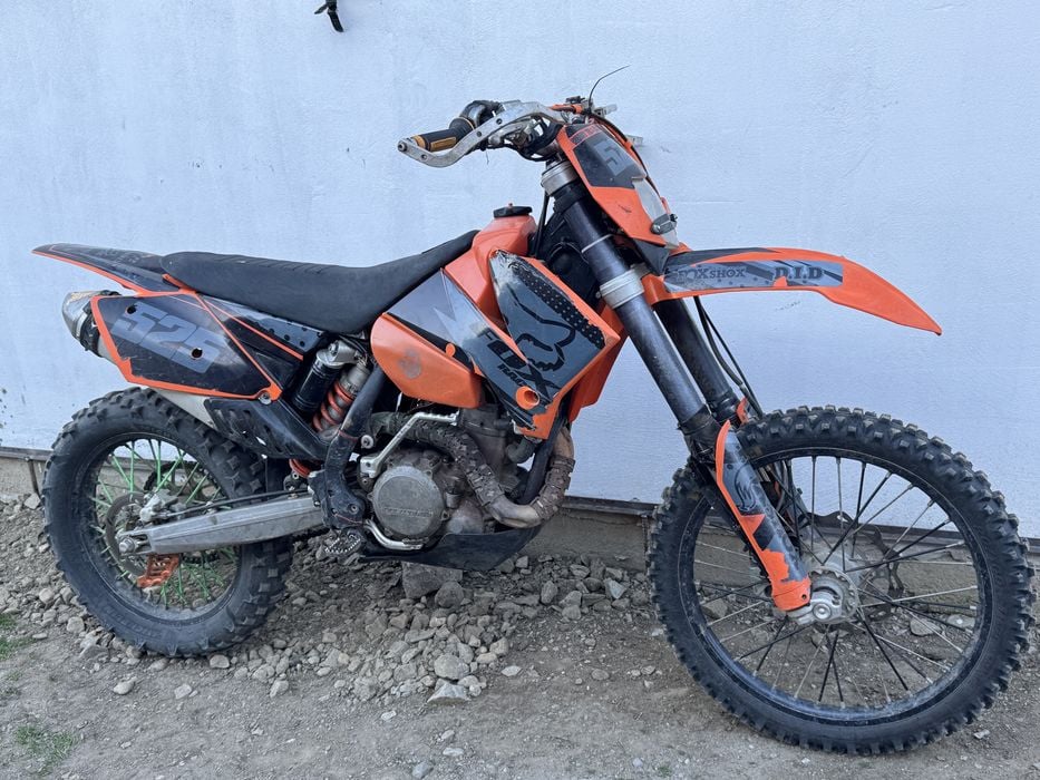 Ktm 525 exc     .