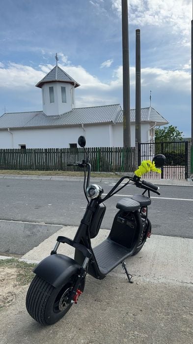 Vând scuter electric