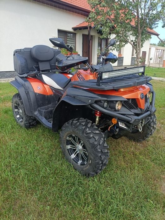 Cf moto 550 vand sau schimb cu unul mai nou