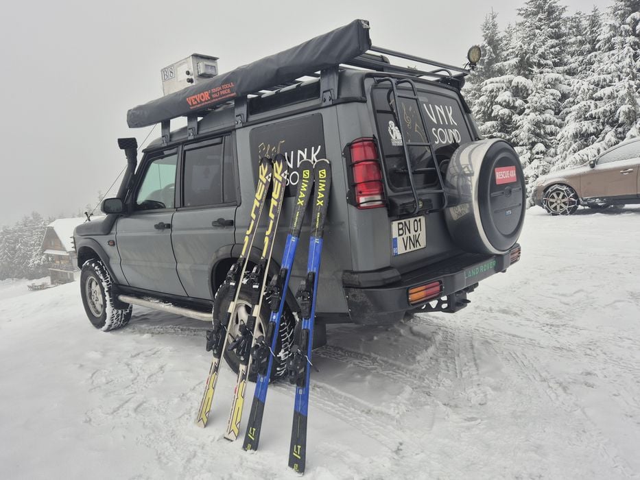 Discovery 2 pregătită de Overlanding