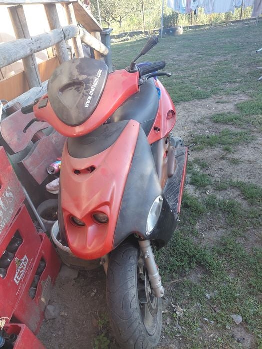 Schimb malaguti 49cm cu un manz , doar județul arges