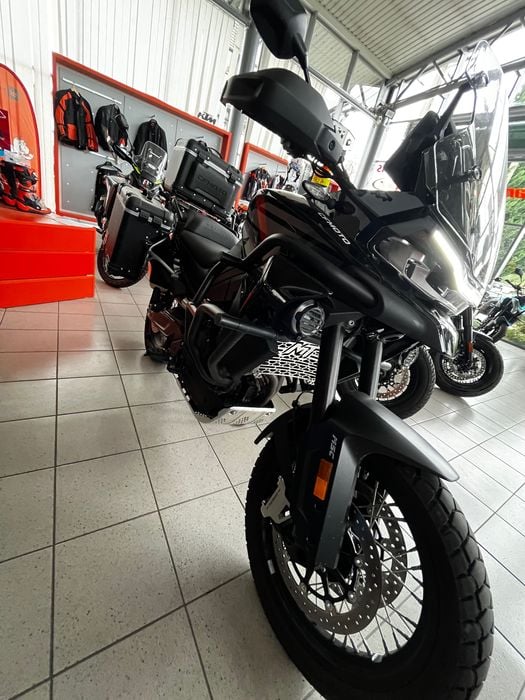 CFmoto 800 mt explorer