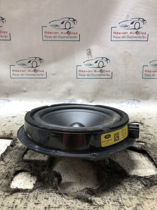 Boxa dreapta fata  Land Rover Discovery 2.0 Motorina 2017