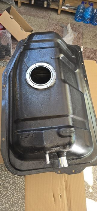 Rezervor nou suzuki jimny