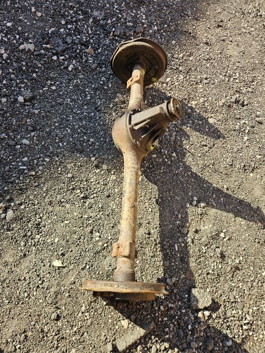 Punte spate suzuki samurai model ingust 110 cm intre talere cu grup si