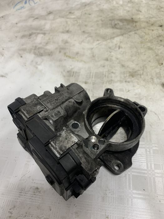 clapeta acceleratie jeep cherokee 2.2 motorina 2016