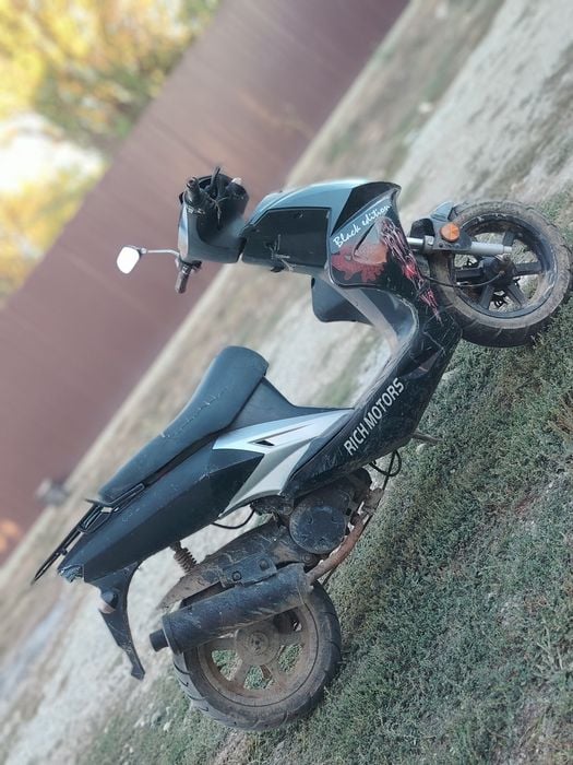 Scuter fără defecte se da cu proba la fața locului