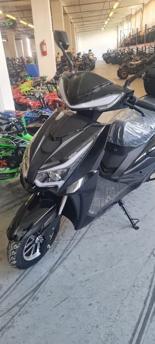 Scuter electric 1000 W 60 volți