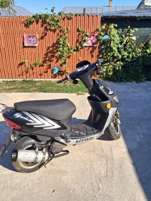 Scuter keeway huricane 49cc
