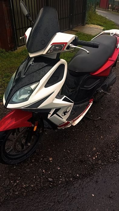 De vânzare kymco super 8 2500 lei