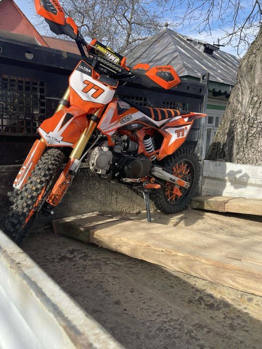 Vand crss 125 cc in stare perfecta de functionare