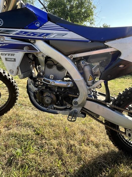 Cross Yamaha 250