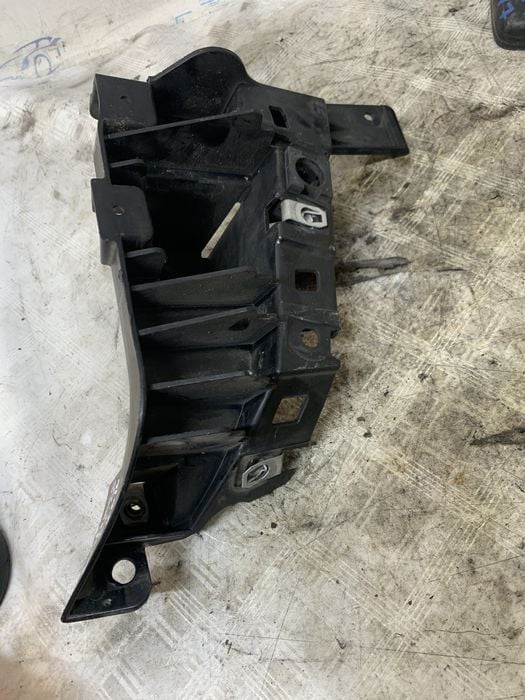 suport stanga bara spate  jeep cherokee 2.2 motorina 2016