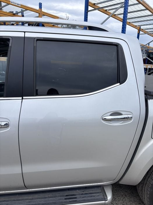 Usa stanga spate  Nissan Navara 2.3 Motorina 2016
