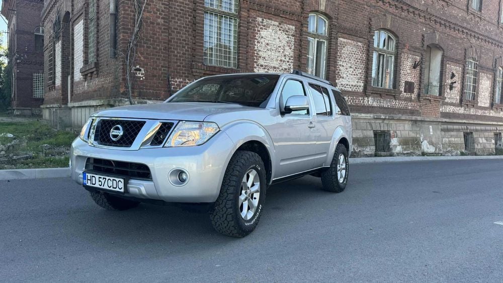 NISSAN PATHFINDER 2.5 DCI 2011 - KM 194000