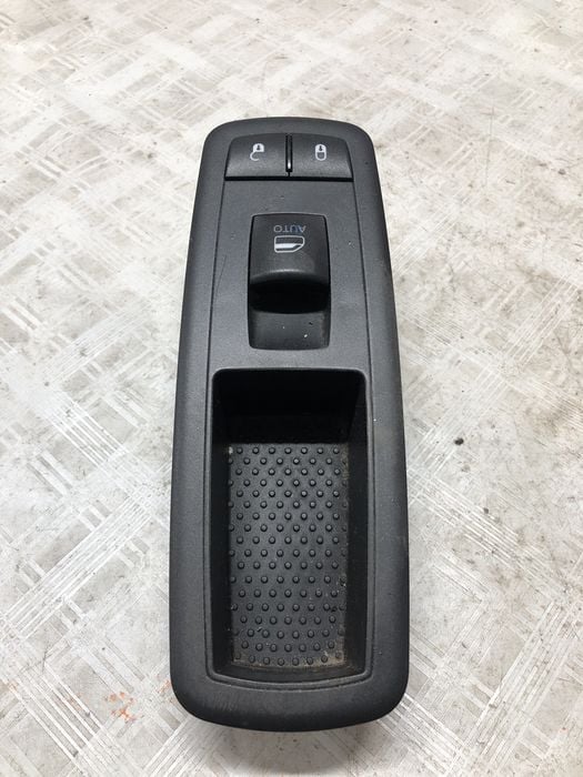 Buton geam Jeep Cherokee - Motorina 2016