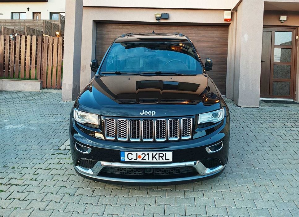 Jeep Grand Cherokee Summit, full options, 12400euro + TVA (deductibil)
