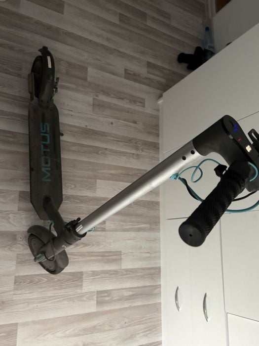 Trotineta electrica Motus