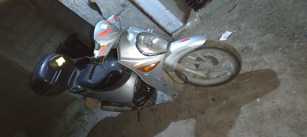 scuter de 80 la el e dusa accelerația nu dețin acte sunt din Botoșani