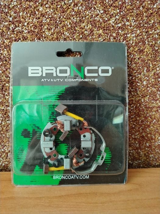 Vand platou și perie electromotor