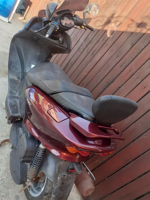 Scuter de vanzare, aproape nou