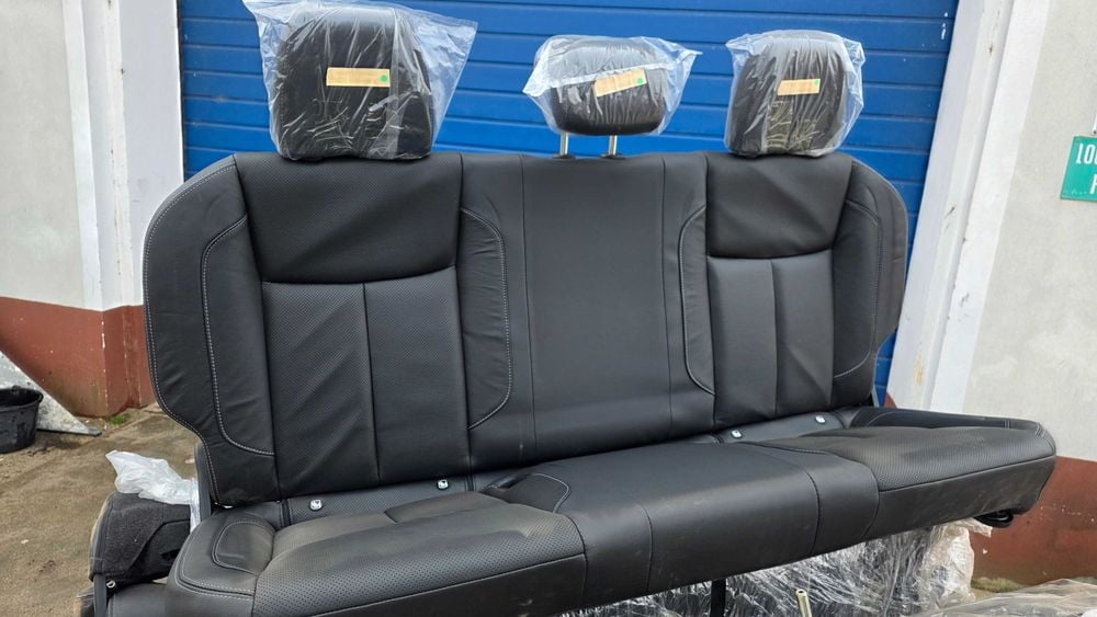 Banchetă spate ORIGINALĂ Nissan Navara NP300 D23 - NOUĂ Piele + ISOFIX