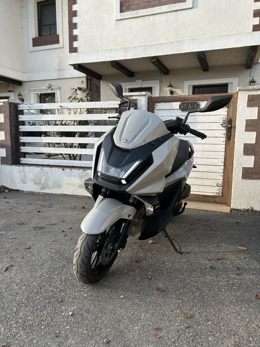 Scuter Kymco Skytown 125cc - 2025